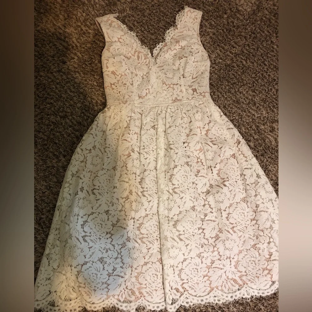 Lulu’s lace midi Skater Dress w/pockets - Picture 1 of 2